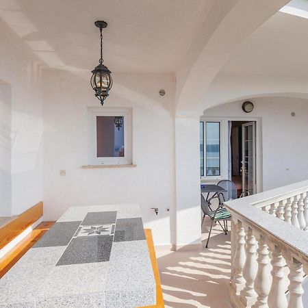 Nice Apartment In Crikvenica With Kitchen Ngoại thất bức ảnh