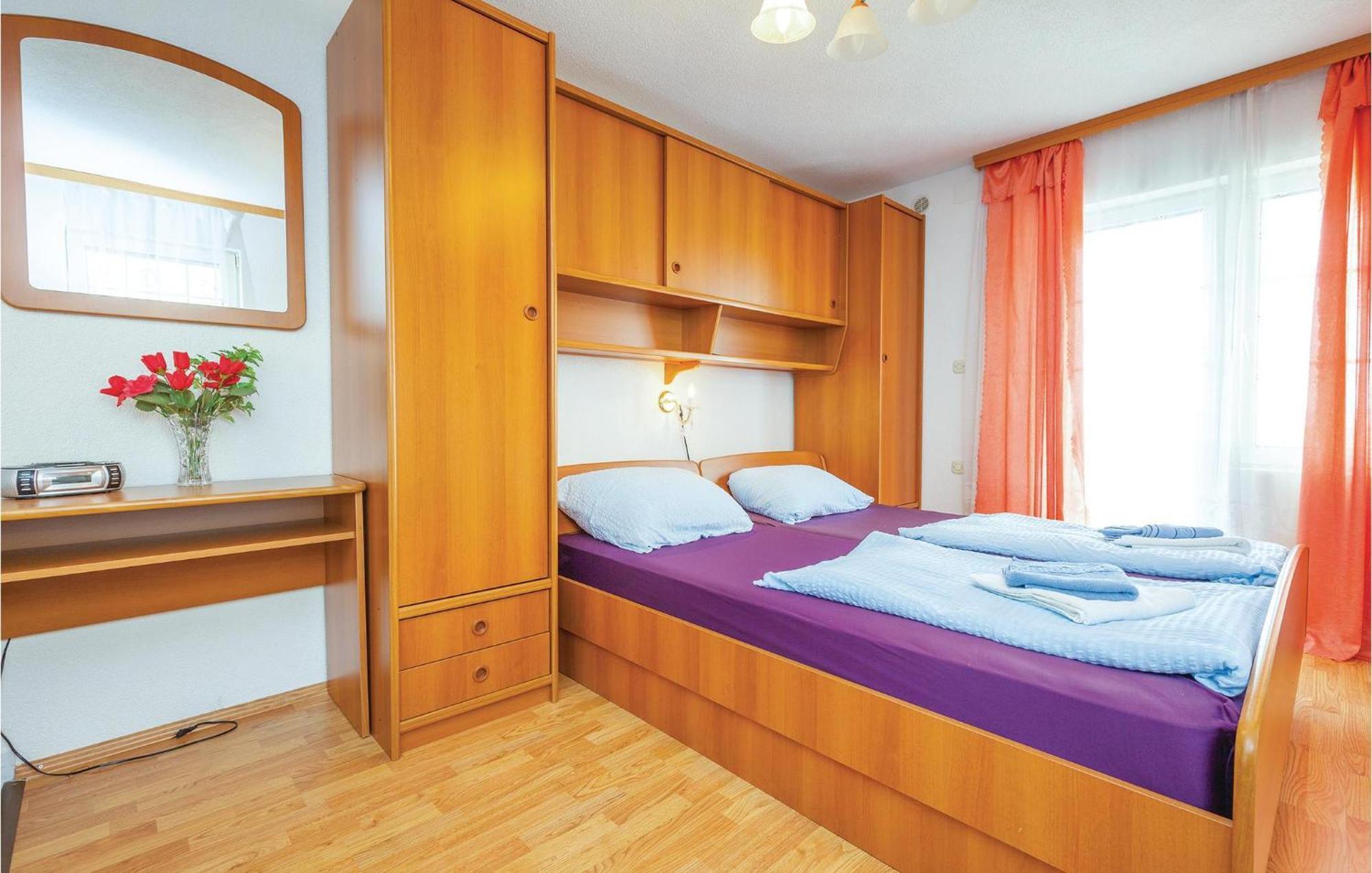Nice Apartment In Crikvenica With Kitchen Ngoại thất bức ảnh